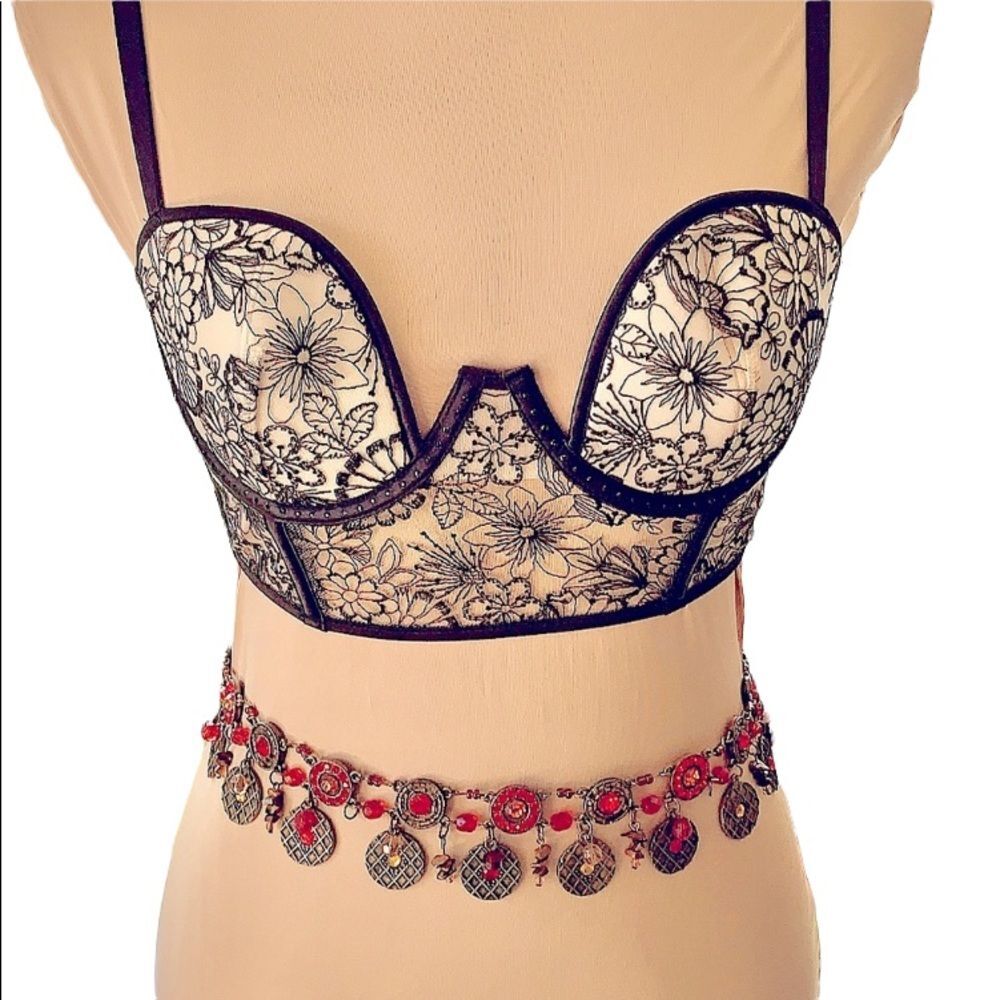 Victoria Secret black lace balconet size 34C